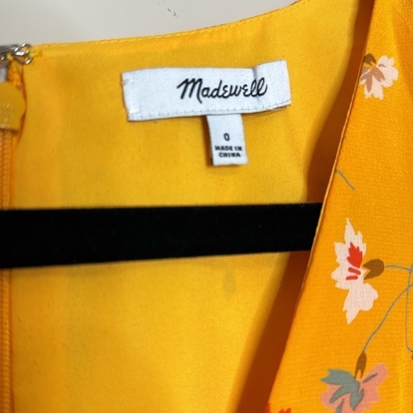 Madewell Silk Belladonna Dress in Painted Carnations 0 - Picture 5 of 8